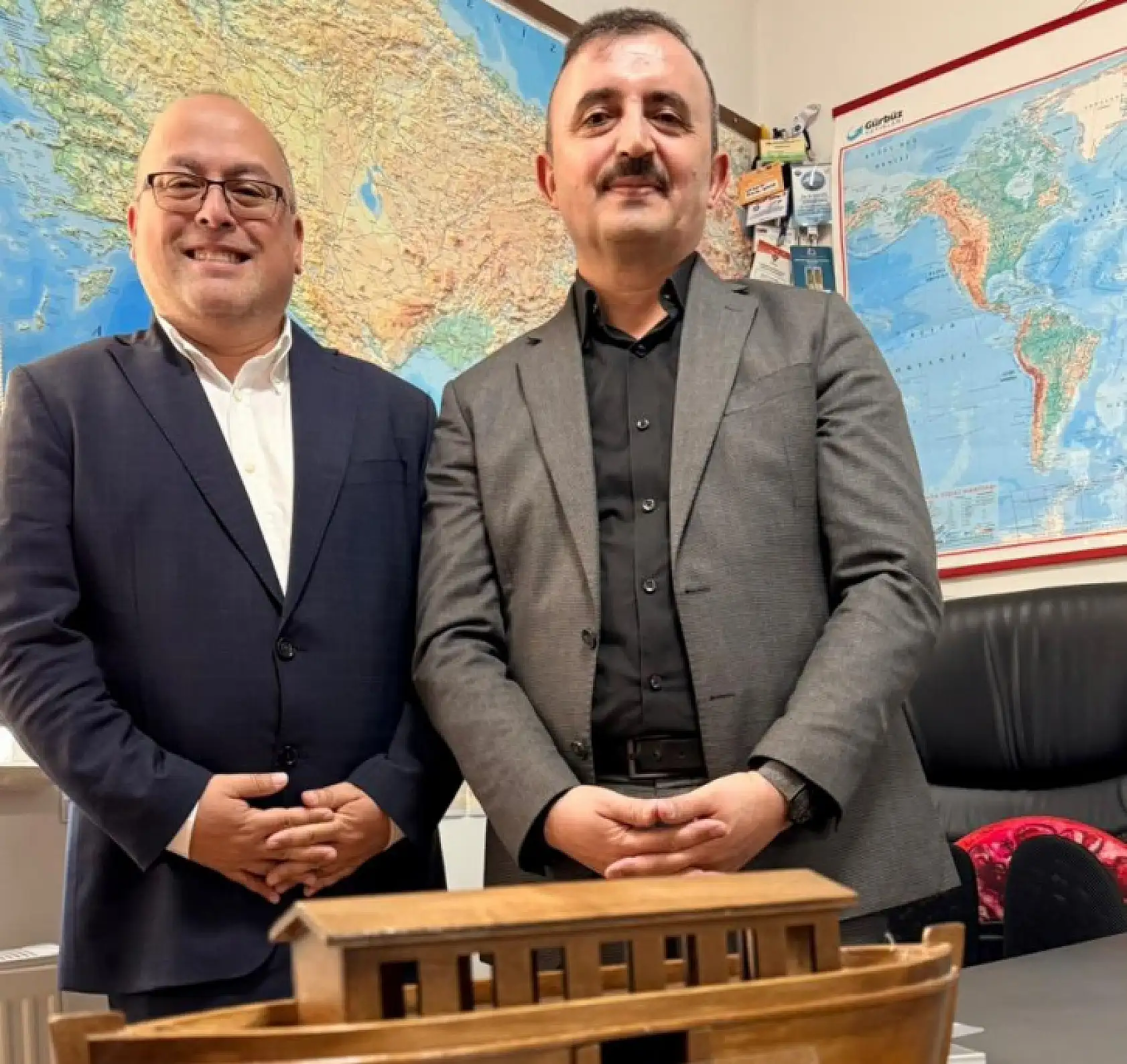 Tarihin en büyük tartışması Ağrı'da mı çözülüyor? Bütün dünya Ağrılı mı?