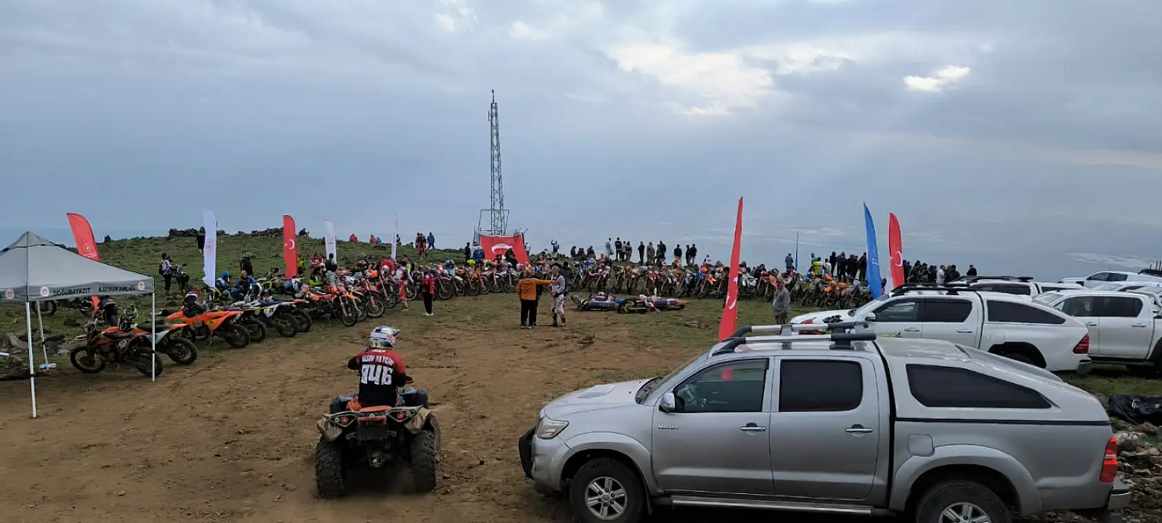 Ağrı Dağı'nda nefes kesen final