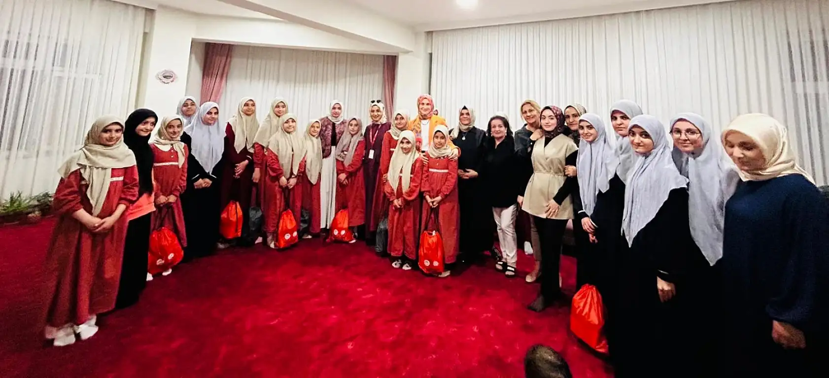 Doğubayazıt'ta öğrencilere aile sıcaklığı