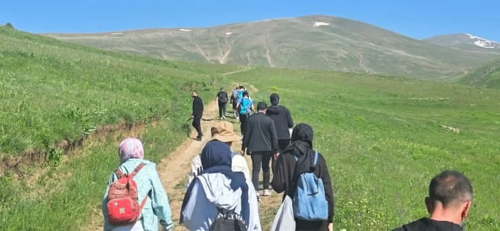Doğaseverlerin bu haftaki rotası Göze Yaylası oldu