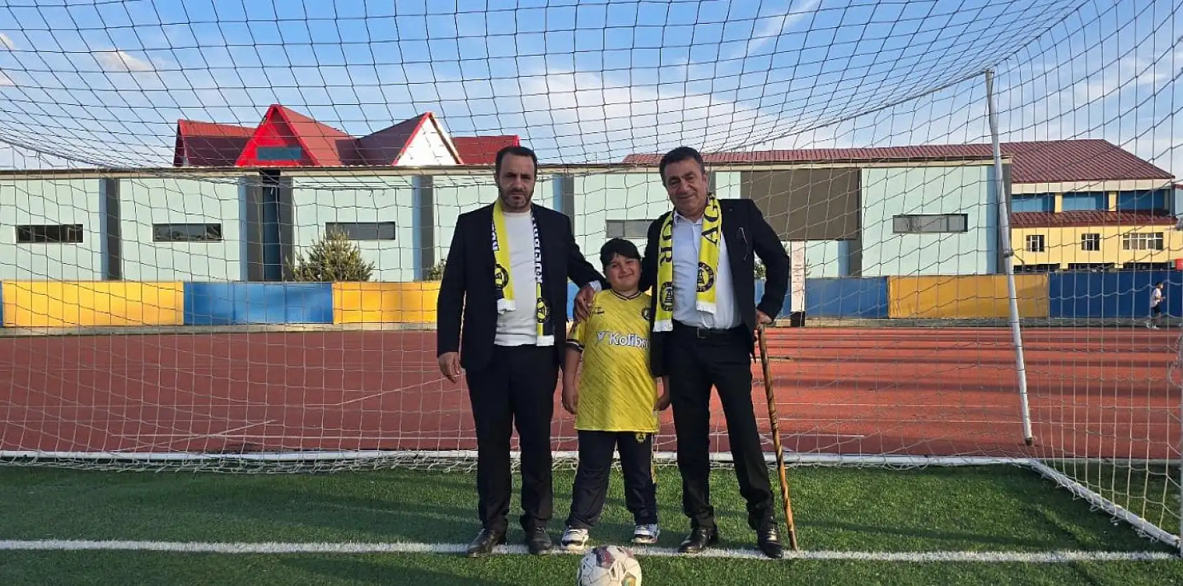 DMD hastası Muhammed'e Ağrı Spor'dan moral desteği