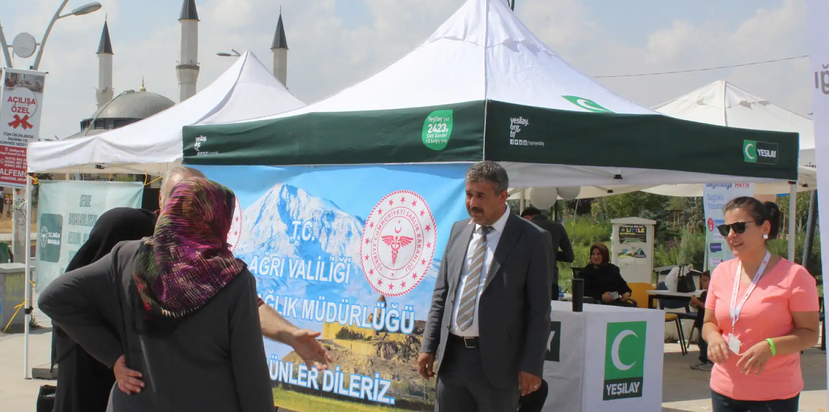 7 gün 7 tema ile halk sağlığı haftası: Ağrı'da stantlar vatandaşlarla buluştu