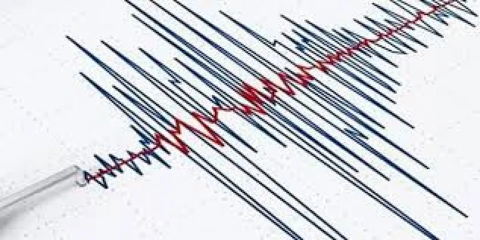 Van bir kez daha sallandı! Tuşba'daki deprem paniğe neden oldu