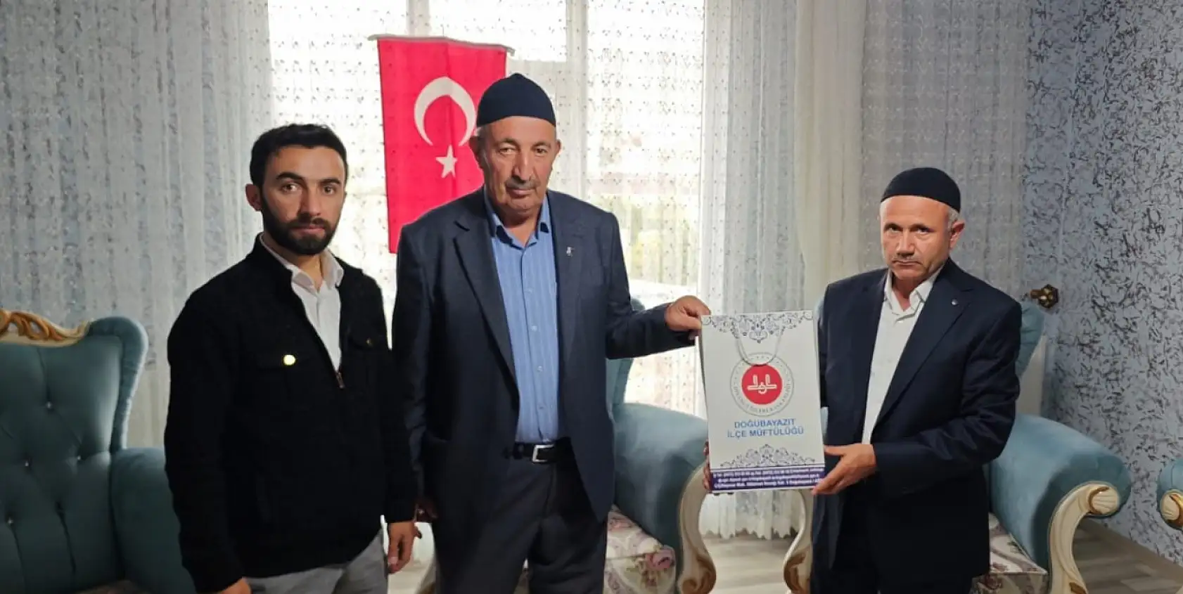 Doğubayazıt'ta gaziler, evlerinde ziyaret edildi