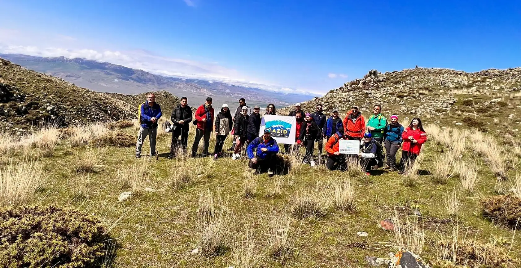 Rotaları bu defa Ağrı Dağı'nın Ele Köyü oldu