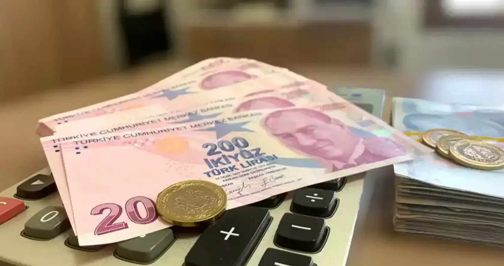Emekli Maaşını Taşıyana Büyük Fırsat: Bankalar Promosyon Yarışında Vitesi Yükseltti