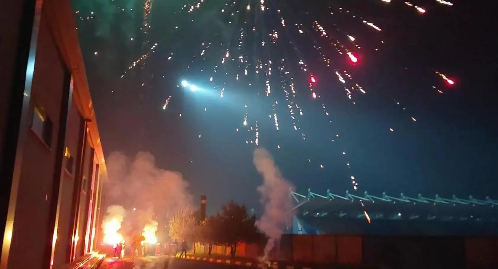 Zor günlerden geçen Ağrı Spor'a taraftarlar moral verdi