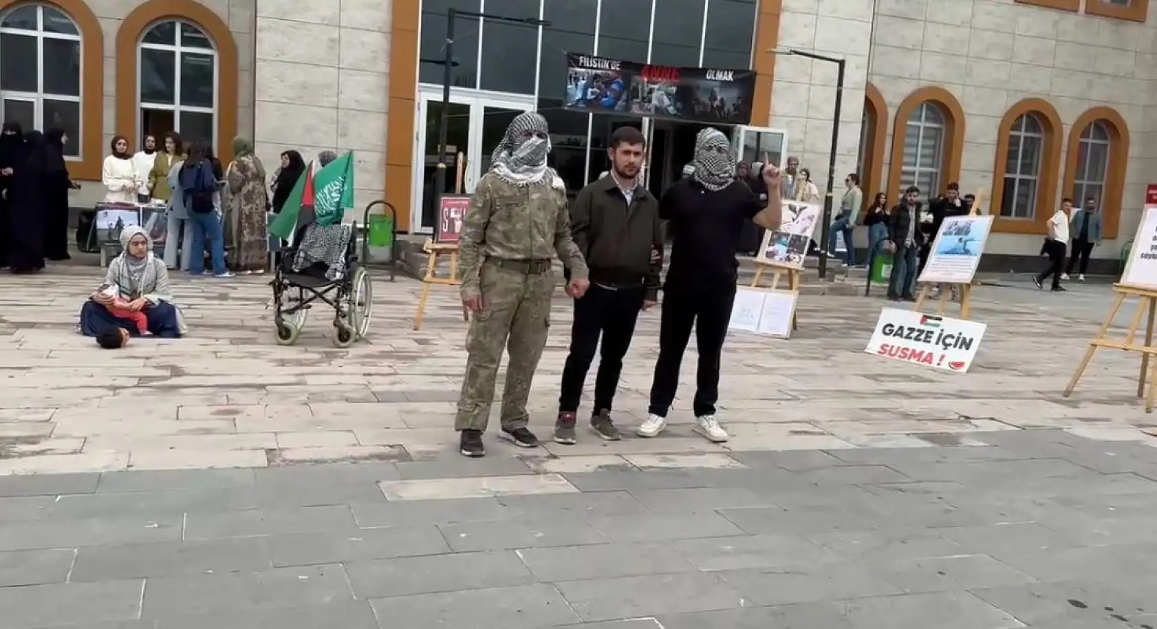 Filistin'in sesi Ağrı'dan yükseldi üniversite gençliği Filistin'i unutmadı!