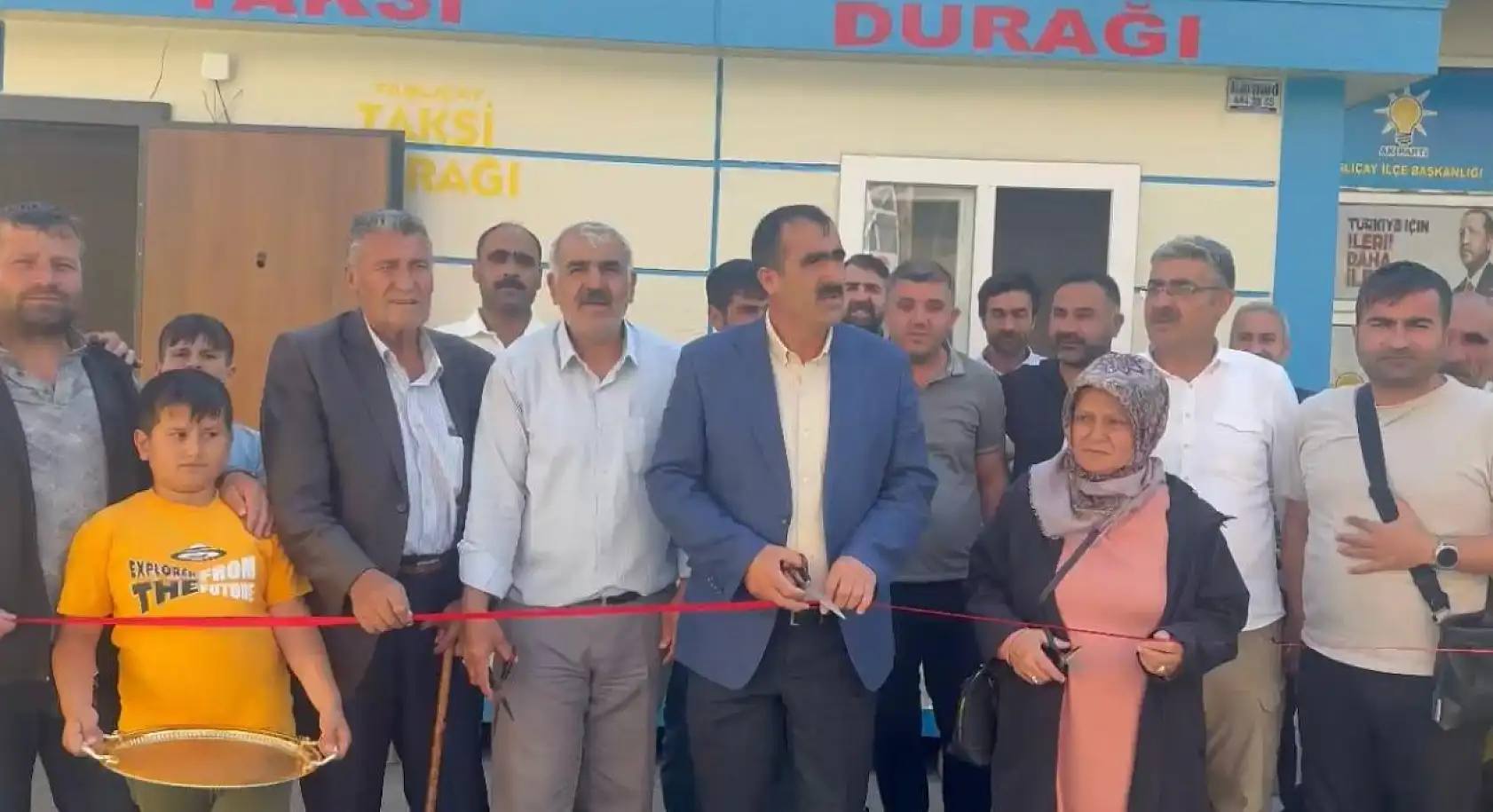 Taşlıçay'da taksi hizmeti resmen başladı: Kimler ücretsiz yararlanacak?