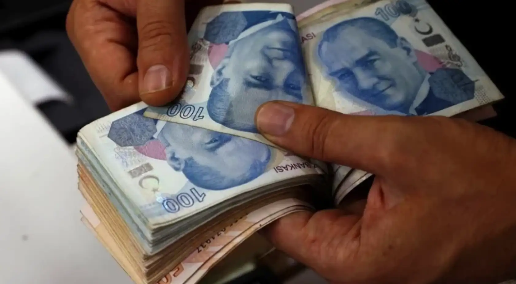 3600, 4500 ve 5000 Prim Günüyle Emeklilikte Yeni Detaylar: Kimler Yaş Haddinden Emekli Olabiliyor?