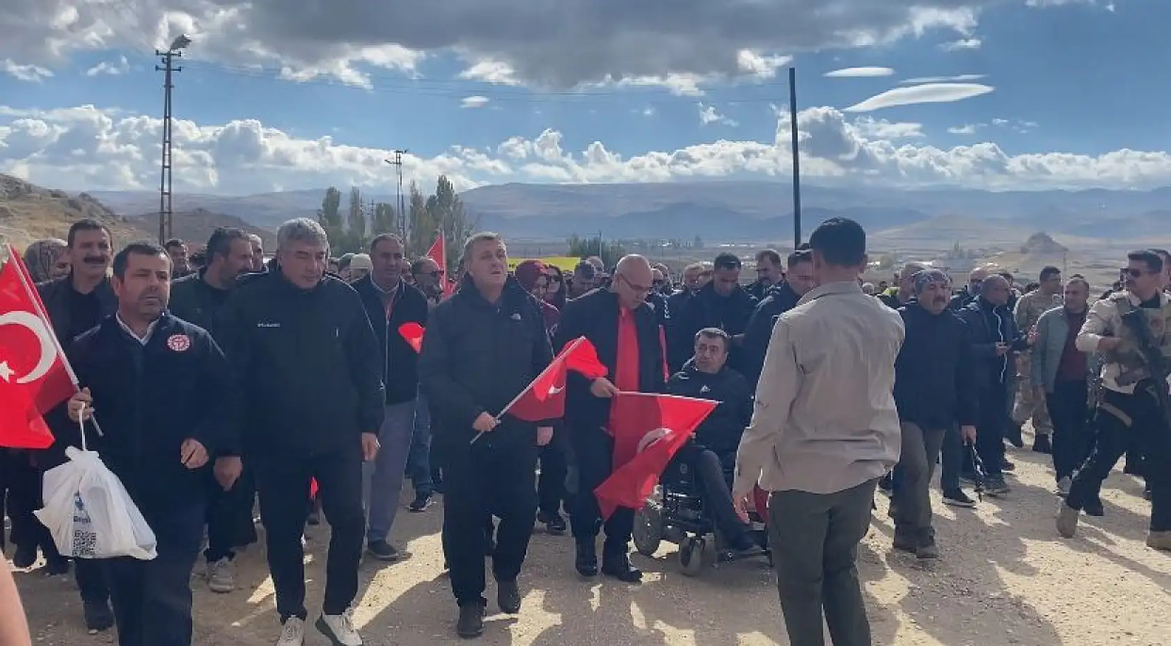 Doğubayazıt, 3. Diyadin Kanyonu Yürüyüşü'ne büyük ilgi gösterdi