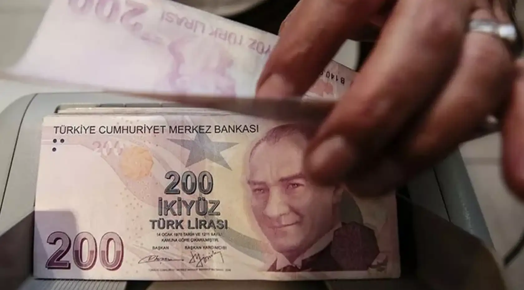 SGK Uzmanı Temmuz Zammı İçin Oranı Açıkladı: Emekli ve Memur Maaşlarında Yeni Hesap