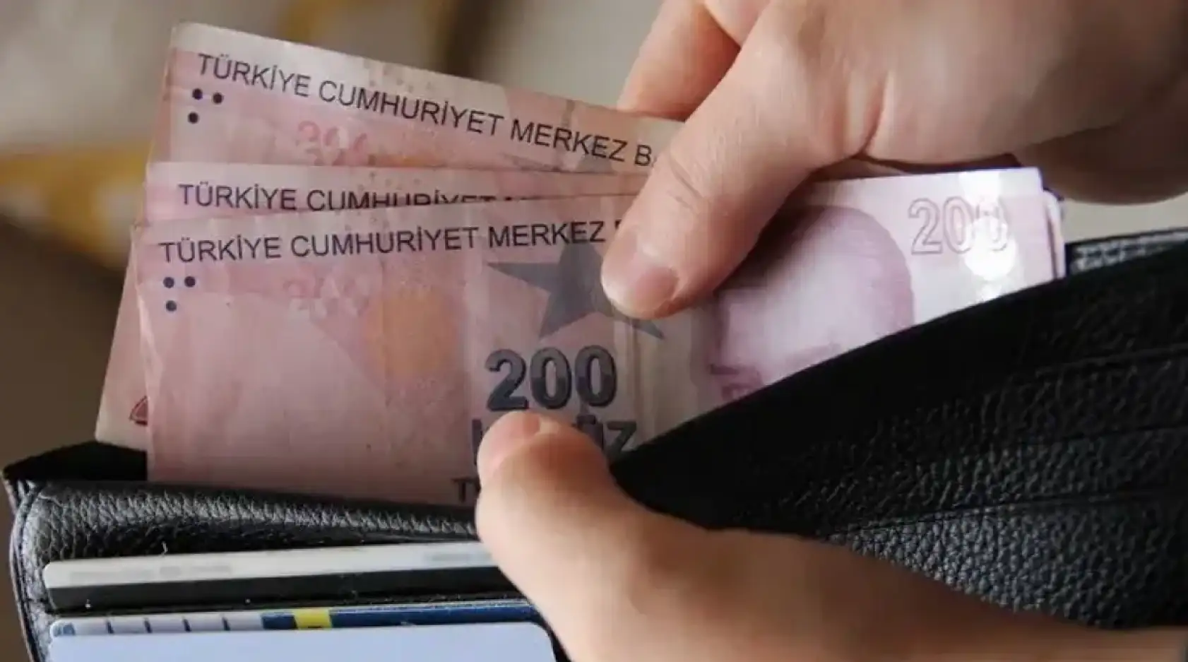 Emekli Maaşlarında Yeni Kesinti Uygulaması: Bazı Borçlar Maaştan Doğrudan Tahsil Edilecek