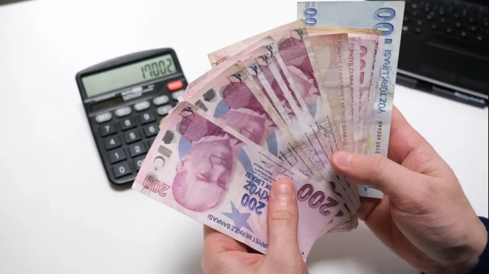 Milyonlarca Memuru İlgilendiriyor: Mesai Dışı Eğitimlere Ücret veya İzin Hakkı
