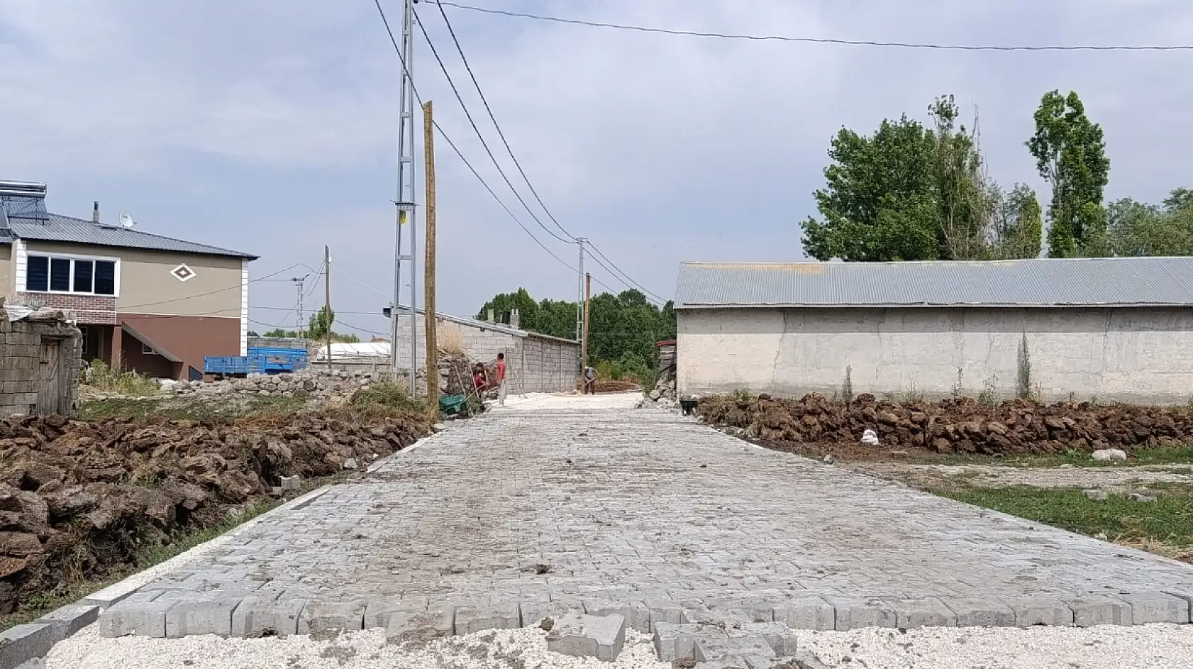 Eleşkirt'te kırsal altyapıya güçlü dokunuş