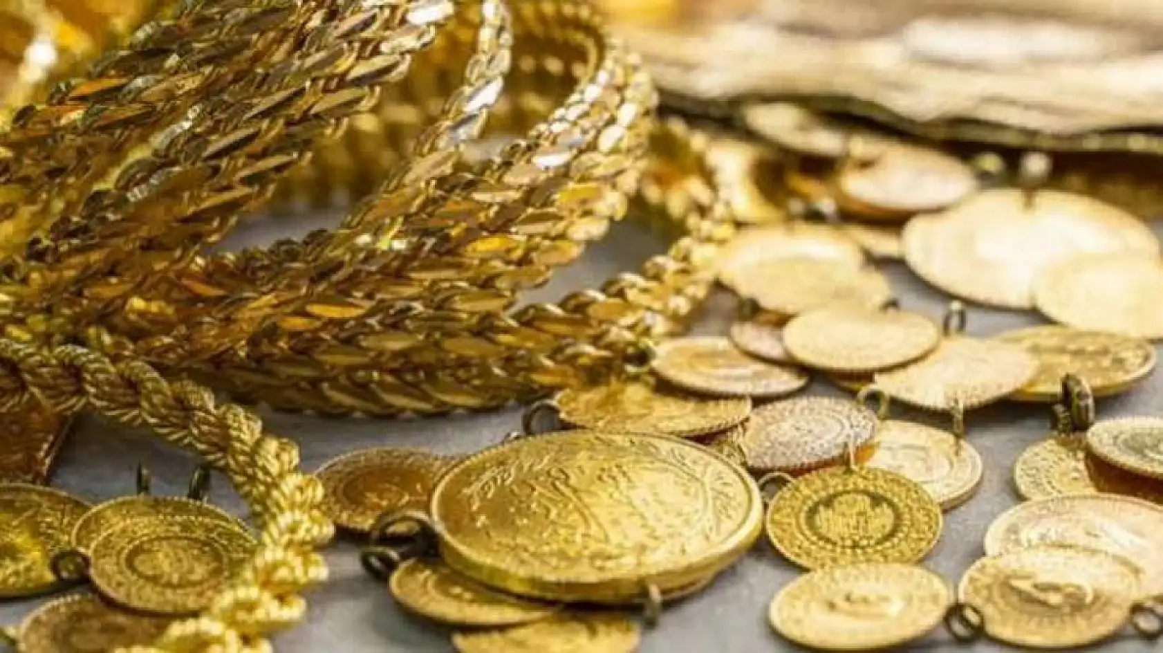 Altında ibre yeniden yukarı döndü: Gram 6 bin 595 TL'yi gördü