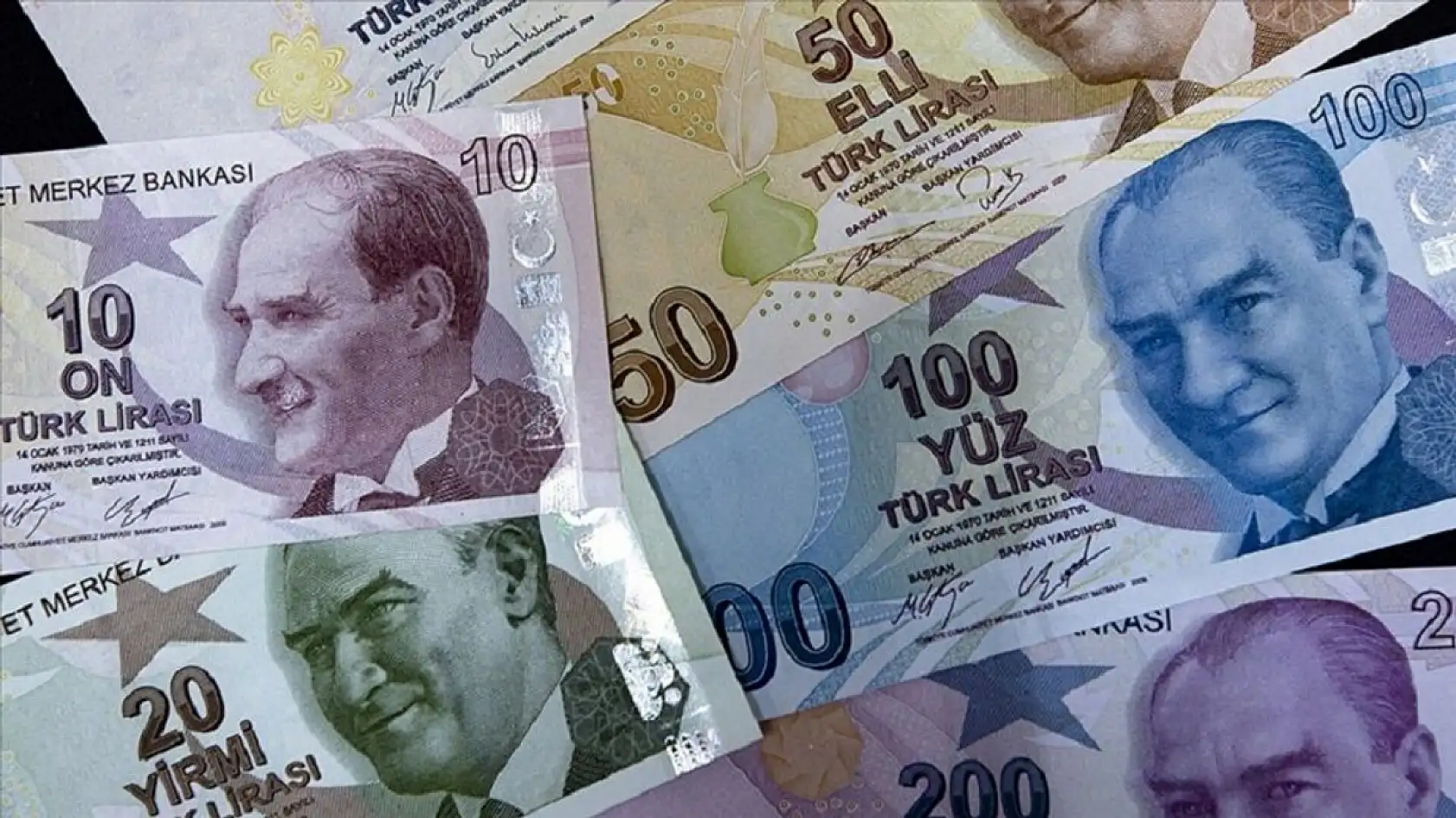SGK'dan Emekli Maaşlarına Yeni Kesinti Düzenlemesi! Prim Borçları Aylıklardan Tahsil Edilecek