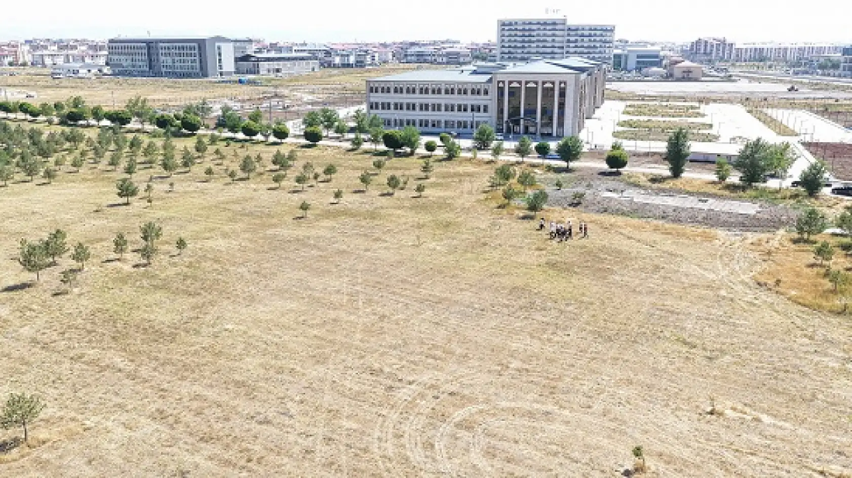 Ağrı'ya 250 yataklı üniversite hastanesi için ilk adım atıldı