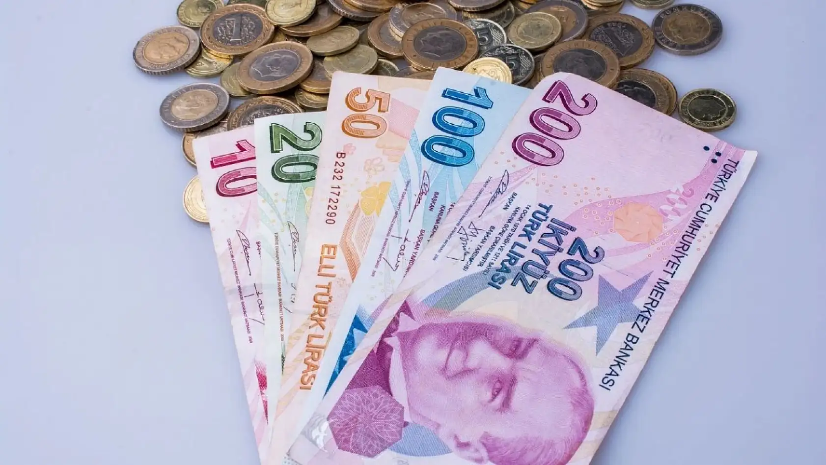 Emekli Promosyonlarında Mayıs 2026 Yarışı: Bankalar Teklifleri Yükseltti