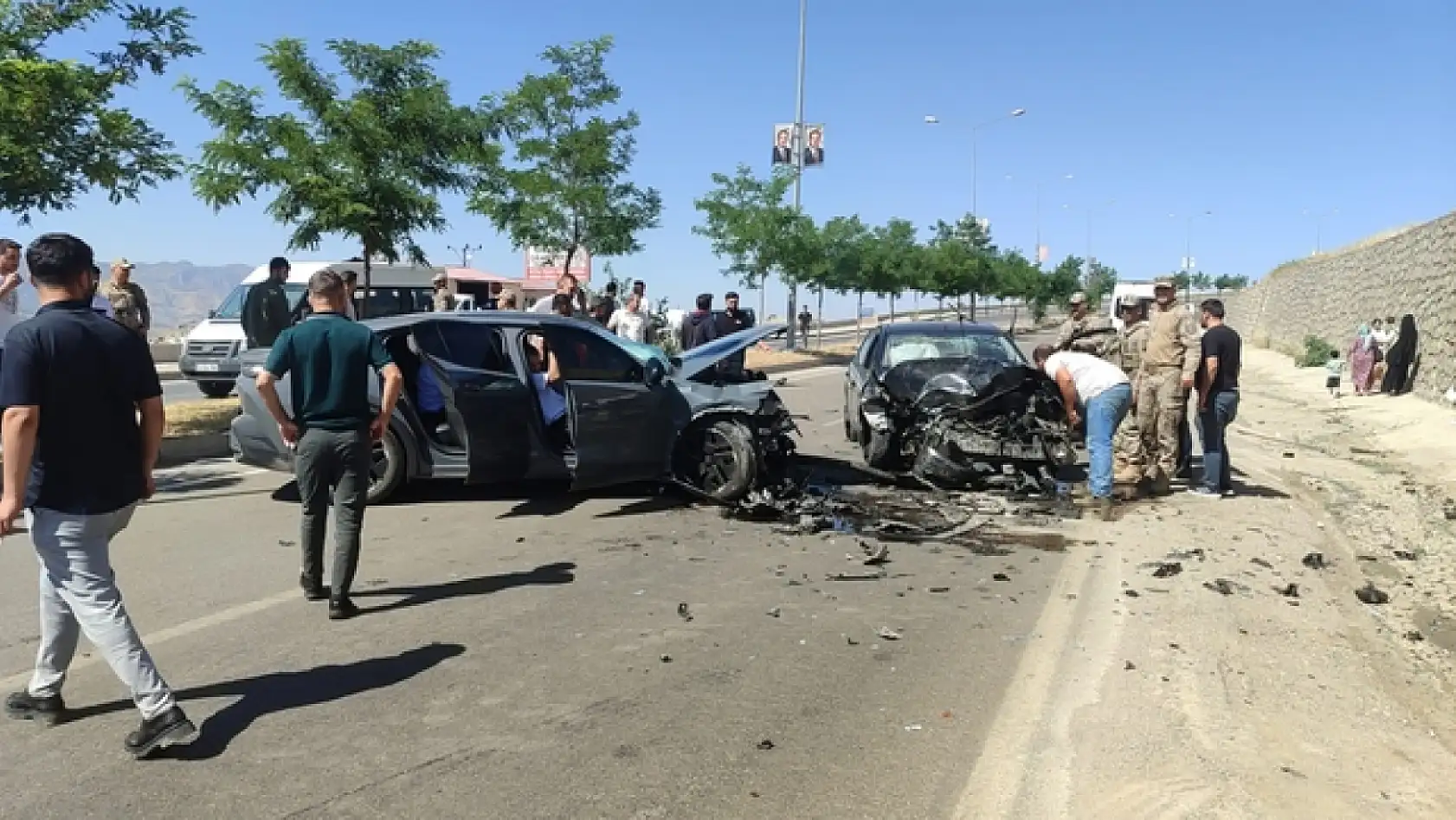 Ağrılı öğretmen Şırnak'taki feci kazada hayatını kaybetti