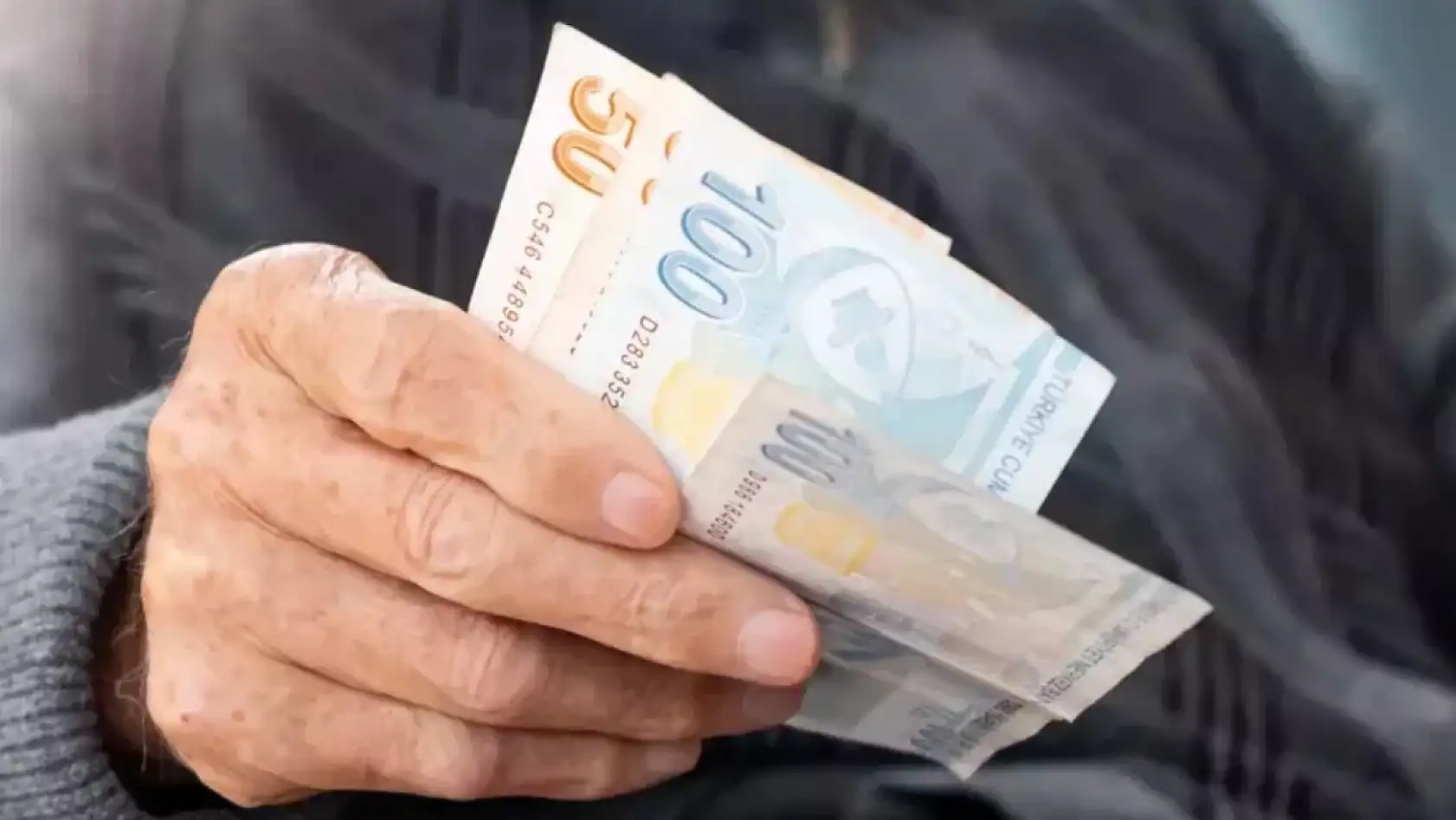 Ziraat Bankası ATM Para Çekme Limitini Artırdı: Günlük Ücretsiz Limit 30 Bin TL Oldu