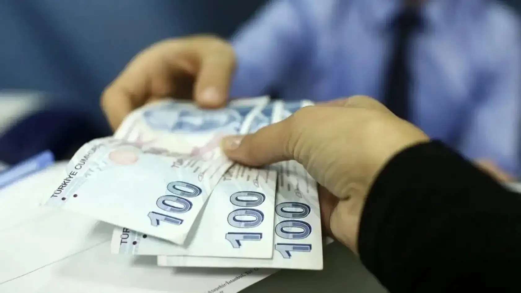 Emekli Zam Farkı İçin Gözler SGK'da: Memur Emeklileri Tarih Bekliyor