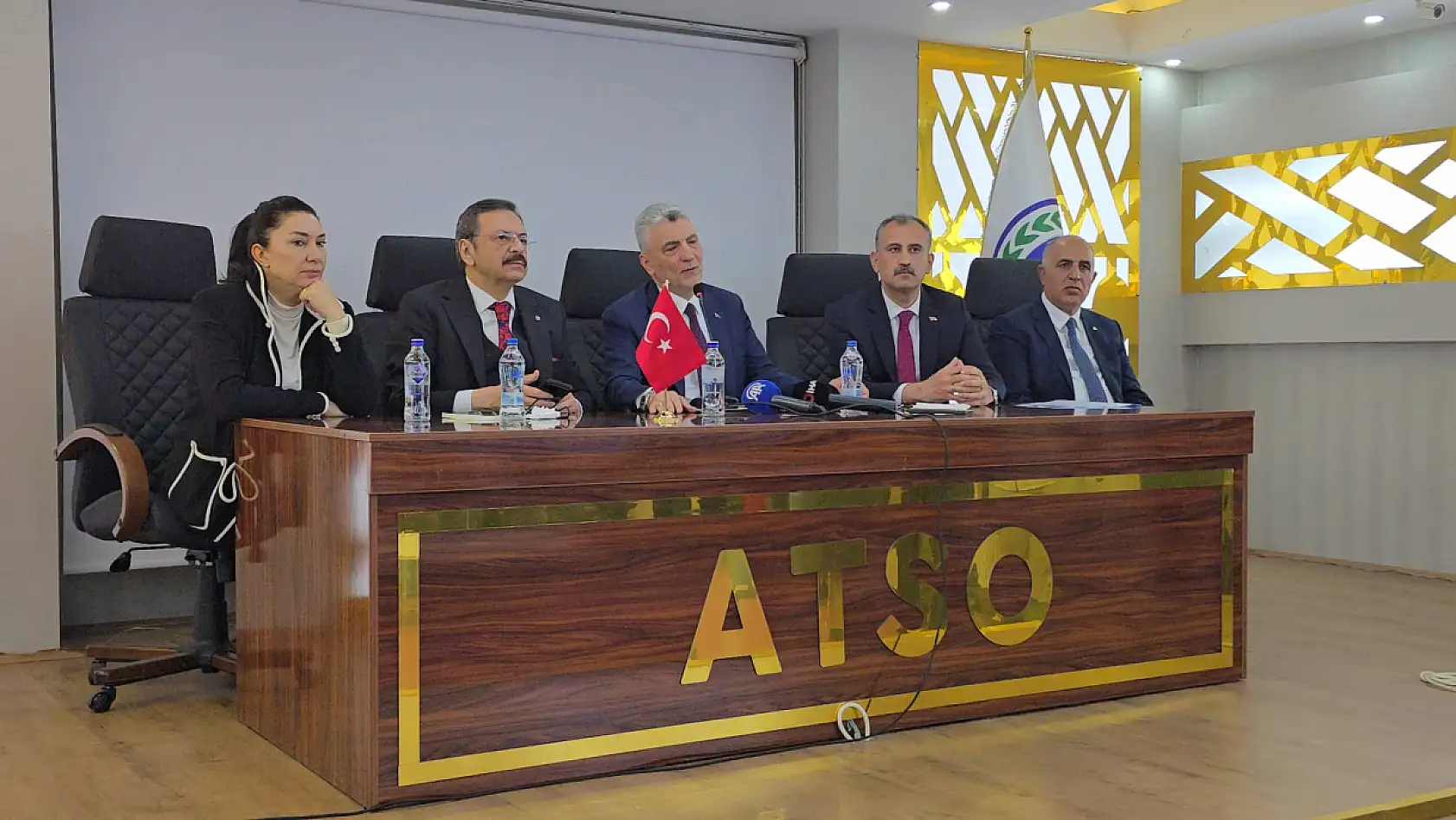 Ağrı Ticaret Borsası'nın resmi açılışı yapıldı