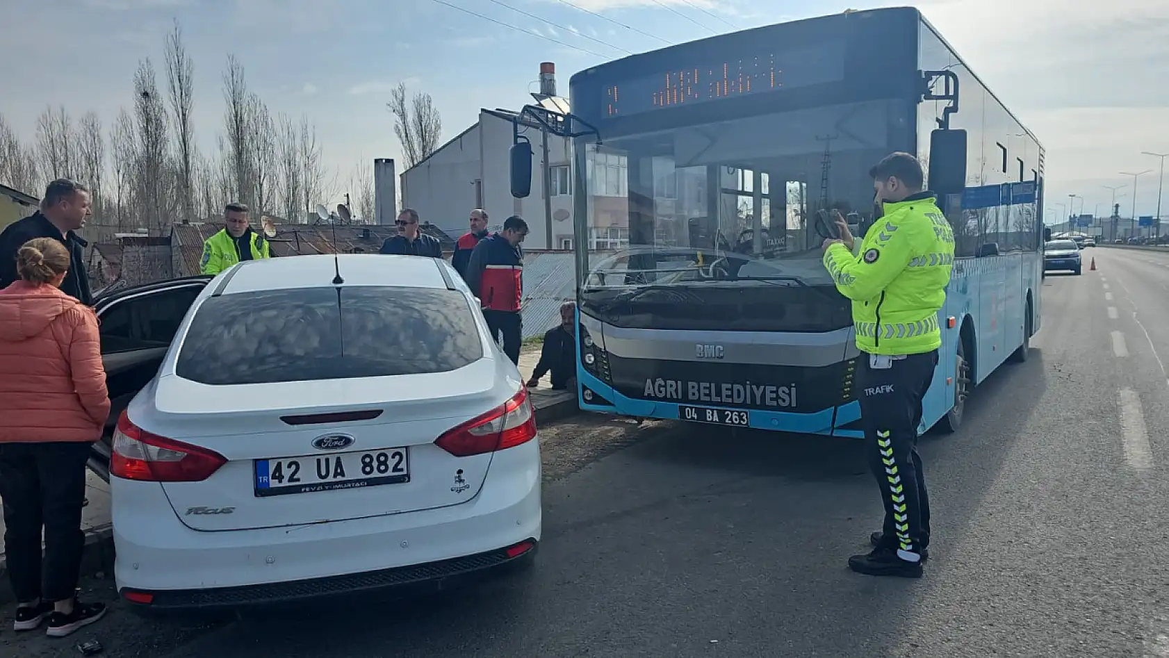 Ağrı'da belediye otobüsünde korku dolu anlar