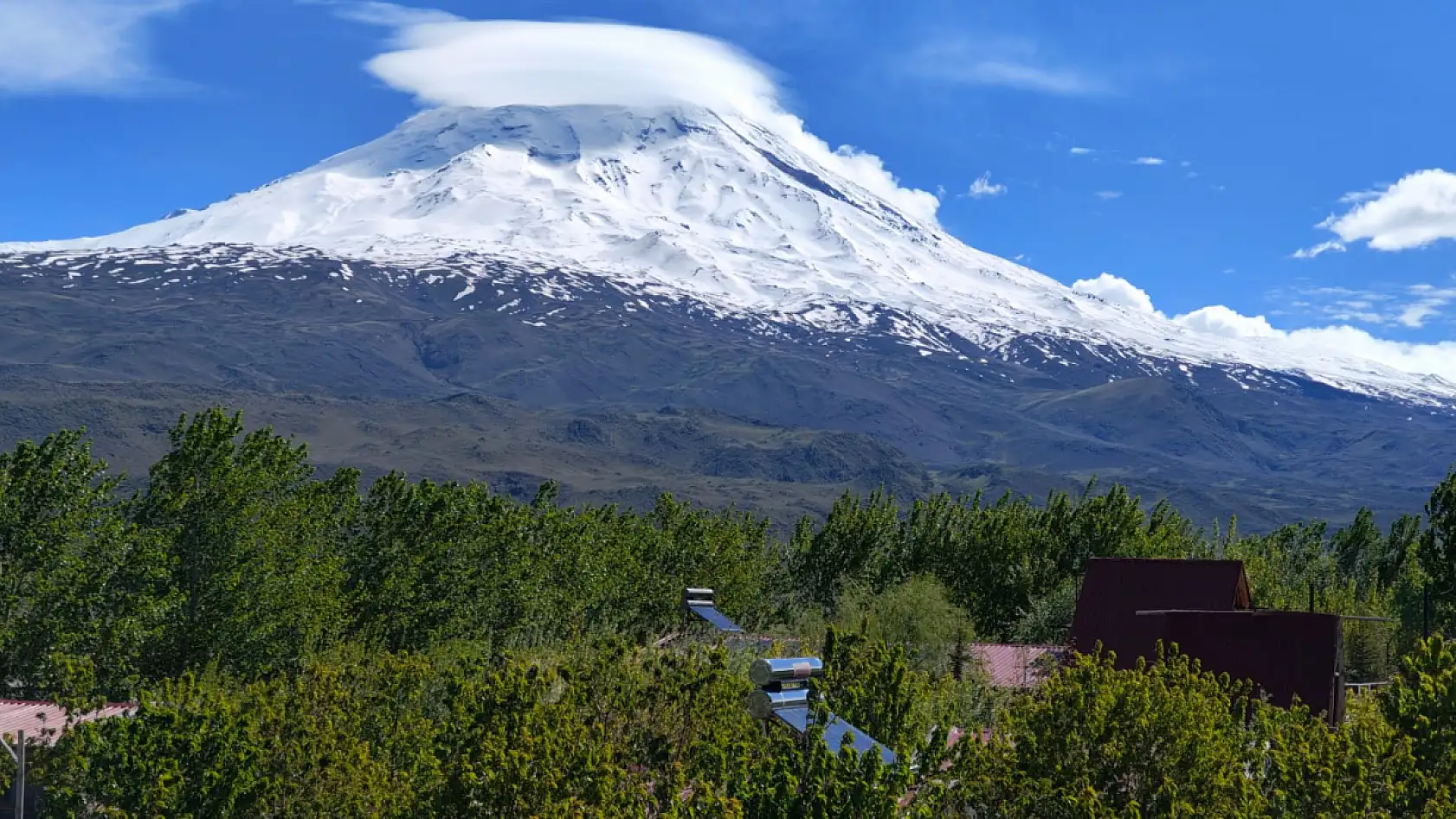Doğubayazıt'taki 'Ararat Garden' yeni ismiyle yoluna devam edecek