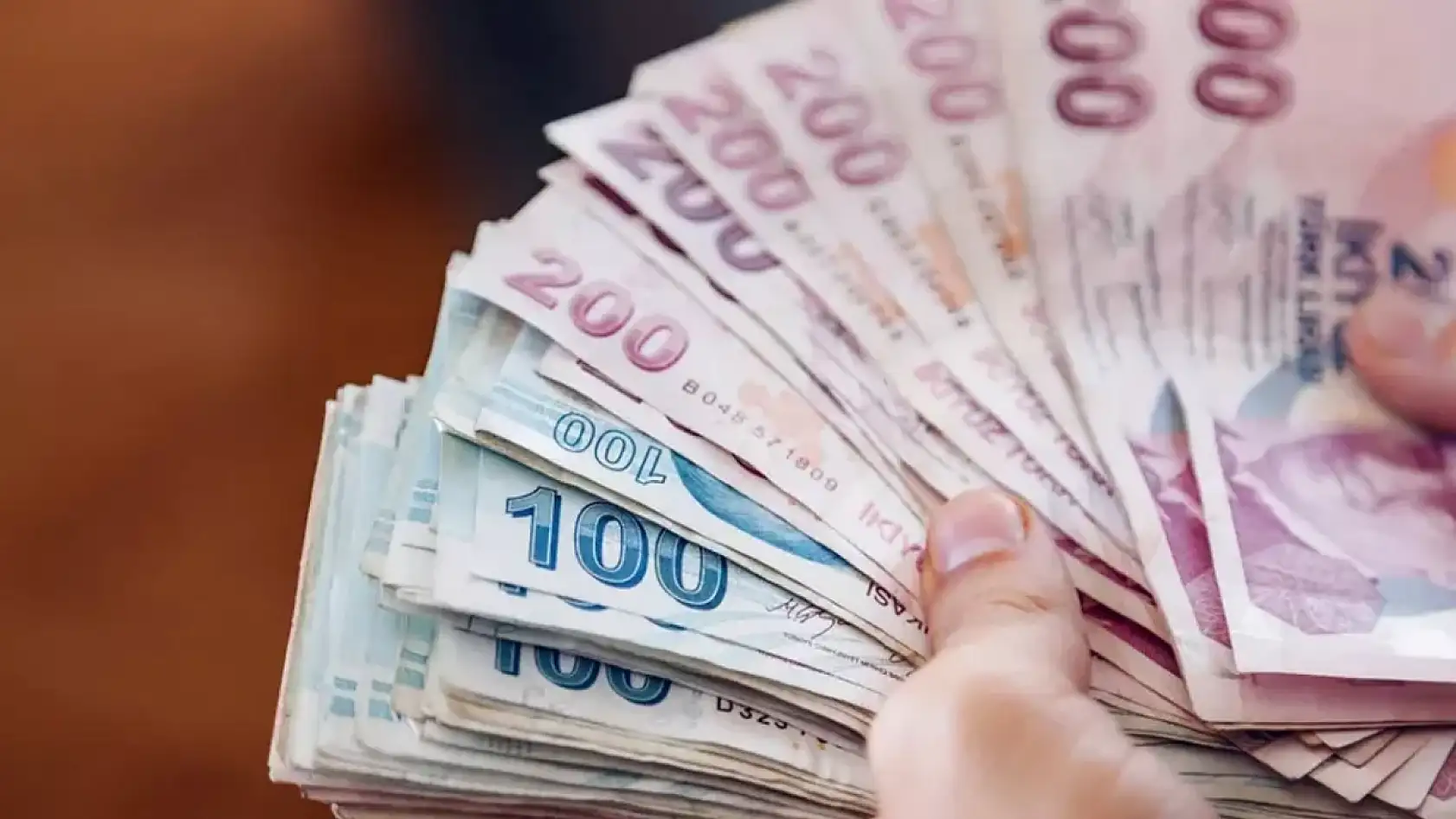 EYT'yi Kaçıranlara Yeni Umut! 47 Yaşında Emeklilik İçin Kritik Formüller