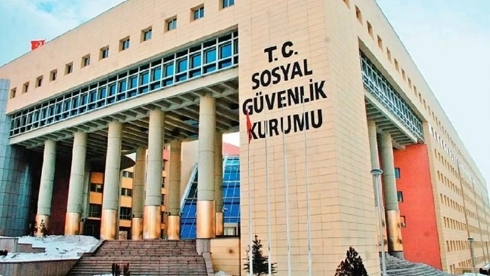 Resmi Gazete'de Yayımlandı: İşsizlik Sigortası Fonu'nda Devlet Katkısı Yarı Yarıya Düşürüldü