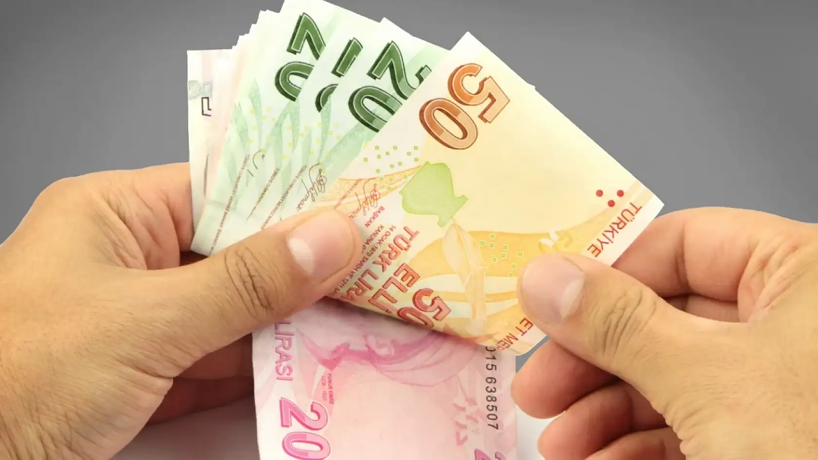 200 TL'lik Banknotların Payı Rekor Seviyeye Yaklaştı: Alım Gücü 26 Kat Geriledi