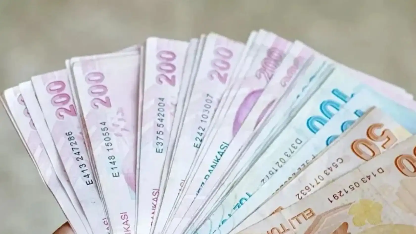 Emekli Maaşında Kritik Bekleyiş! En Düşük Aylık İçin 23 Bin 500 TL Formülü Masada