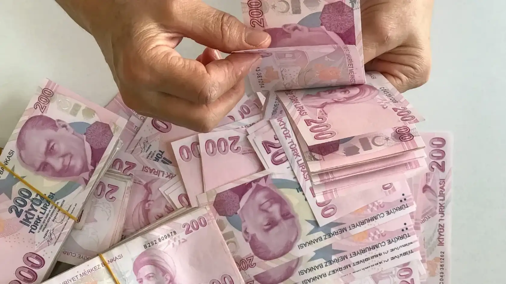 Kiracılara Aylık 3 Bin TL Barınma Desteği Başladı: Başvurular e-Devlet Üzerinden Alınıyor