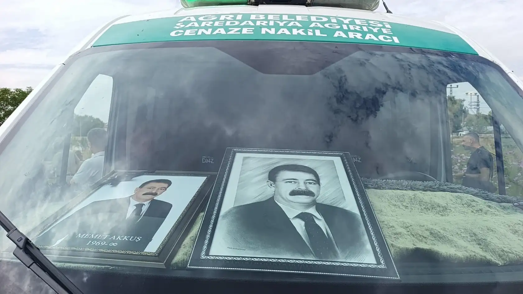 Ağrı, Belediye Eşbaşkanı Memet Akkuş'u gözyaşlarıyla uğurladı