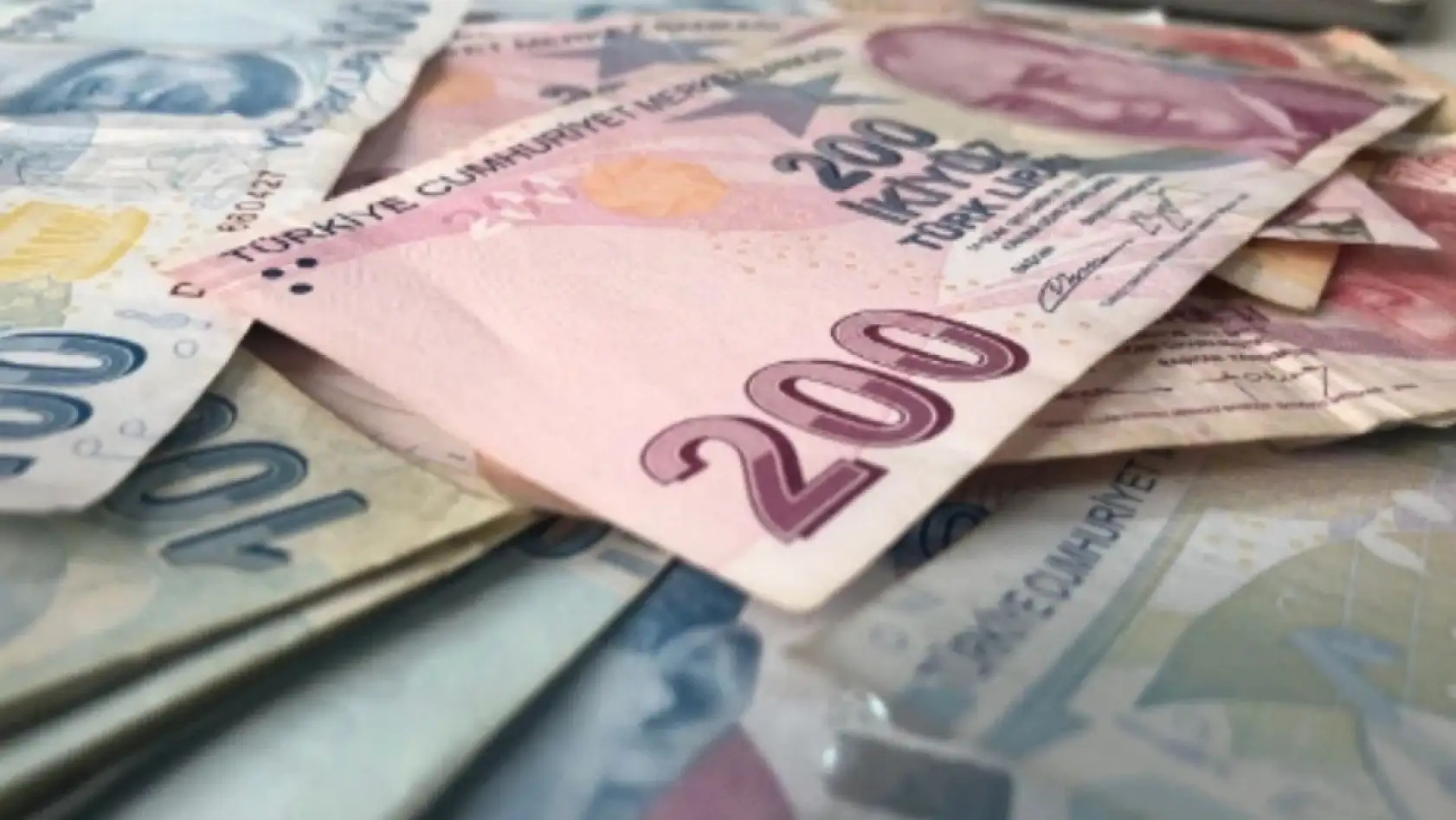 Mazot ve Gübre Desteğinde Yeni Dönem: Çiftçinin Beklediği Ödemeler İçin Gözler Bakanlıkta