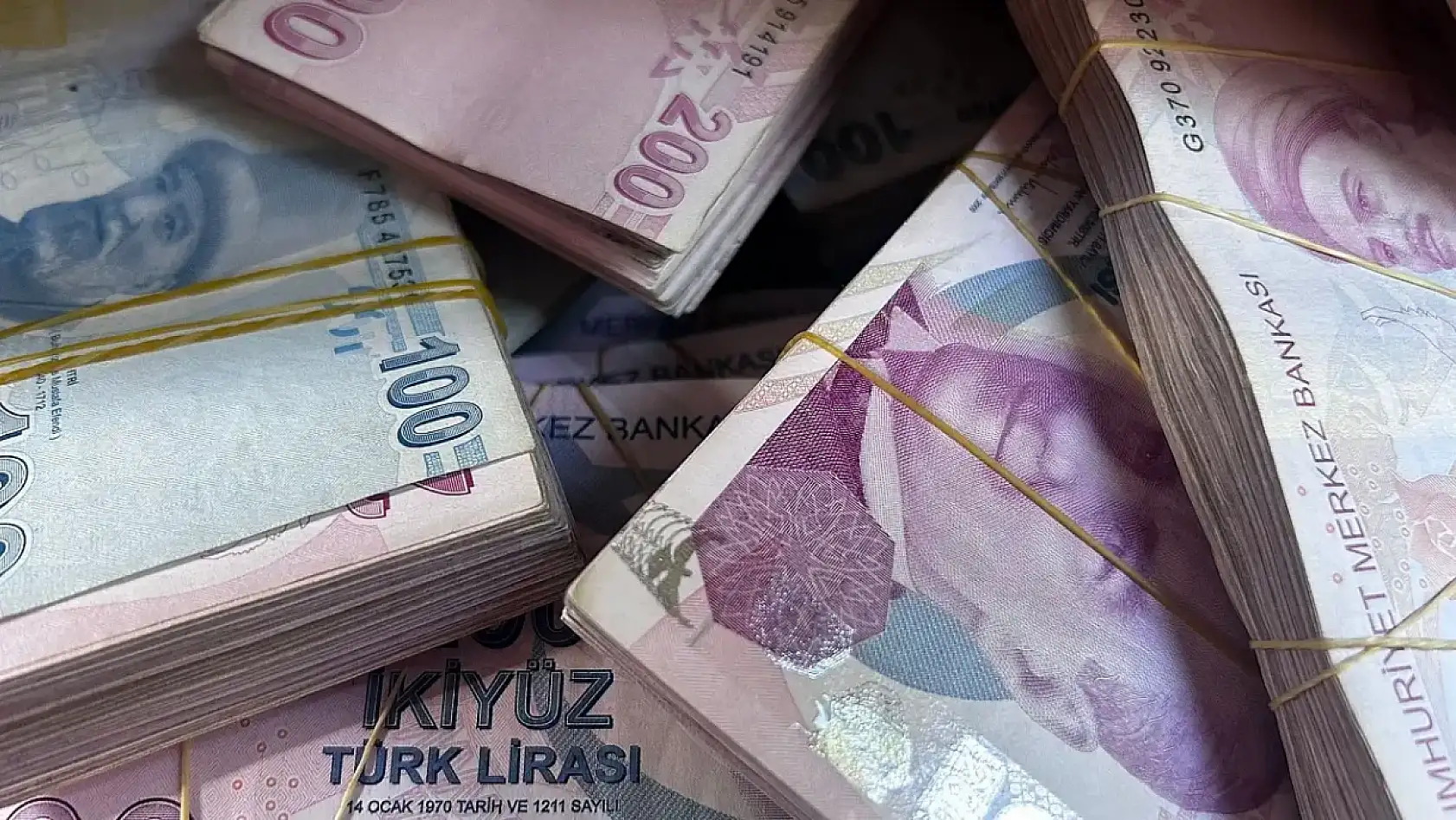 Tarımsal Destek Ödemeleri Hesaplara Yatırıldı: 301 Milyon Liralık Kaynak Çiftçilere Aktarıldı