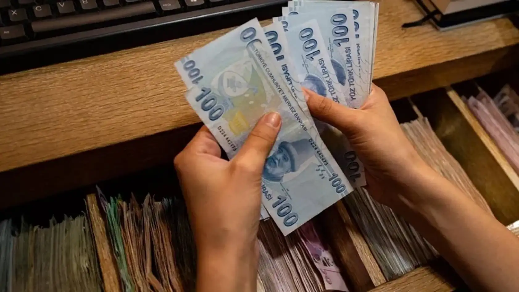 Mazot ve Gübre Desteğinde Yeni Dönem: Çiftçinin Beklediği Ödemeler İçin Gözler Bakanlıkta