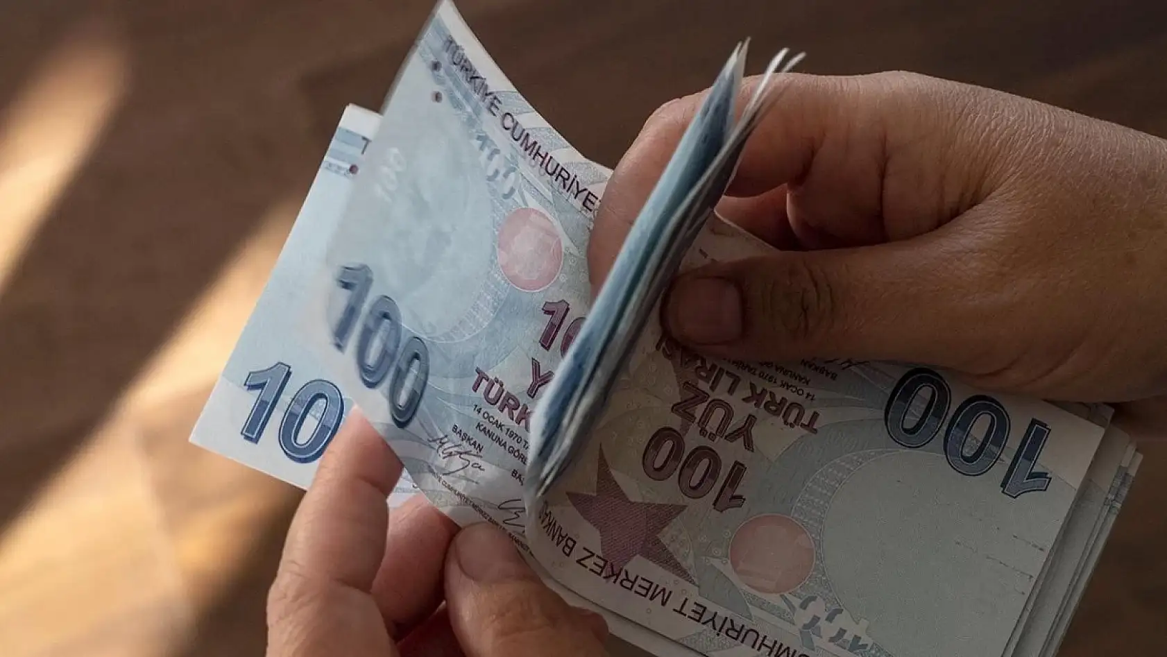 Ağrı'da Binlerce Çalışanın Gözü Temmuzda! Asgari Ücrete Ara Zam Gelecek mi?