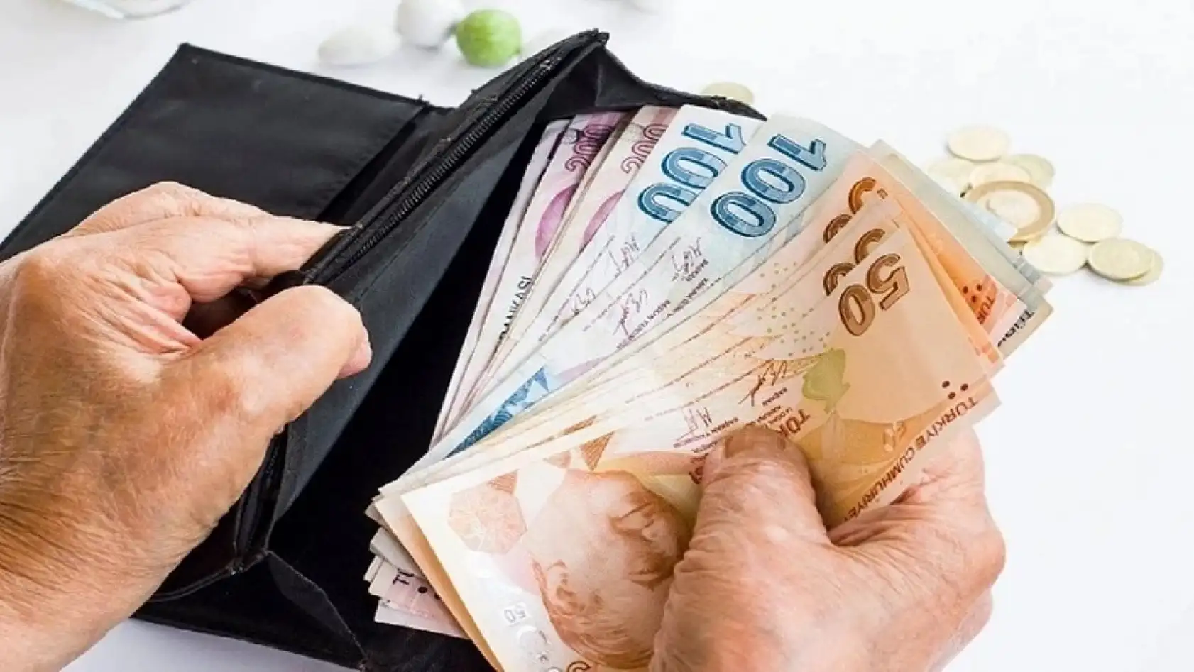 SGK Uzmanı Temmuz Zammı İçin Oranı Açıkladı: Emekli ve Memur Maaşlarında Yeni Hesap