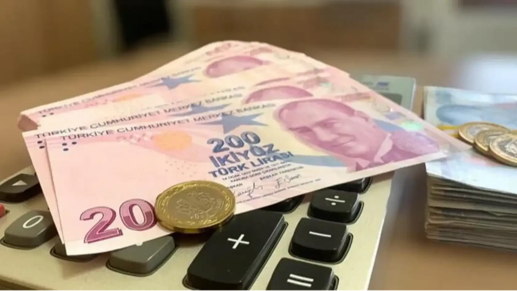 SSK, Bağ-Kur ve Memur Emeklilerine 14 Bin TL'ye Varan Promosyon Desteği! Başvurular Başladı