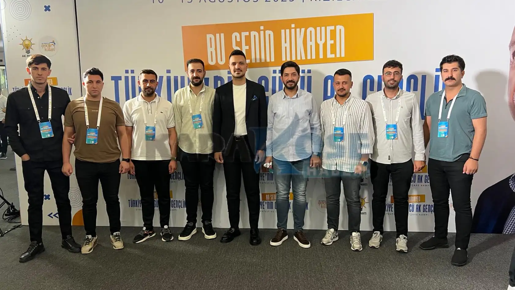 Ağrı'nın gençleri Türkiye'nin en büyük gençlik kampında yer aldı