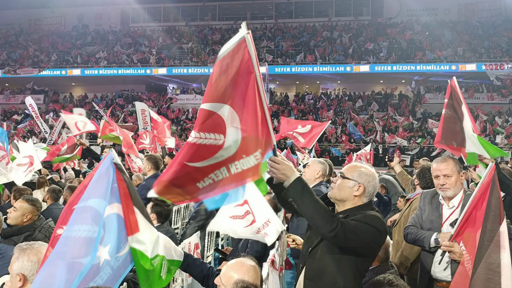 Ağrı teşkilatı tam kadro Ankara'da: Yeniden Refah kongresine büyük ilgi