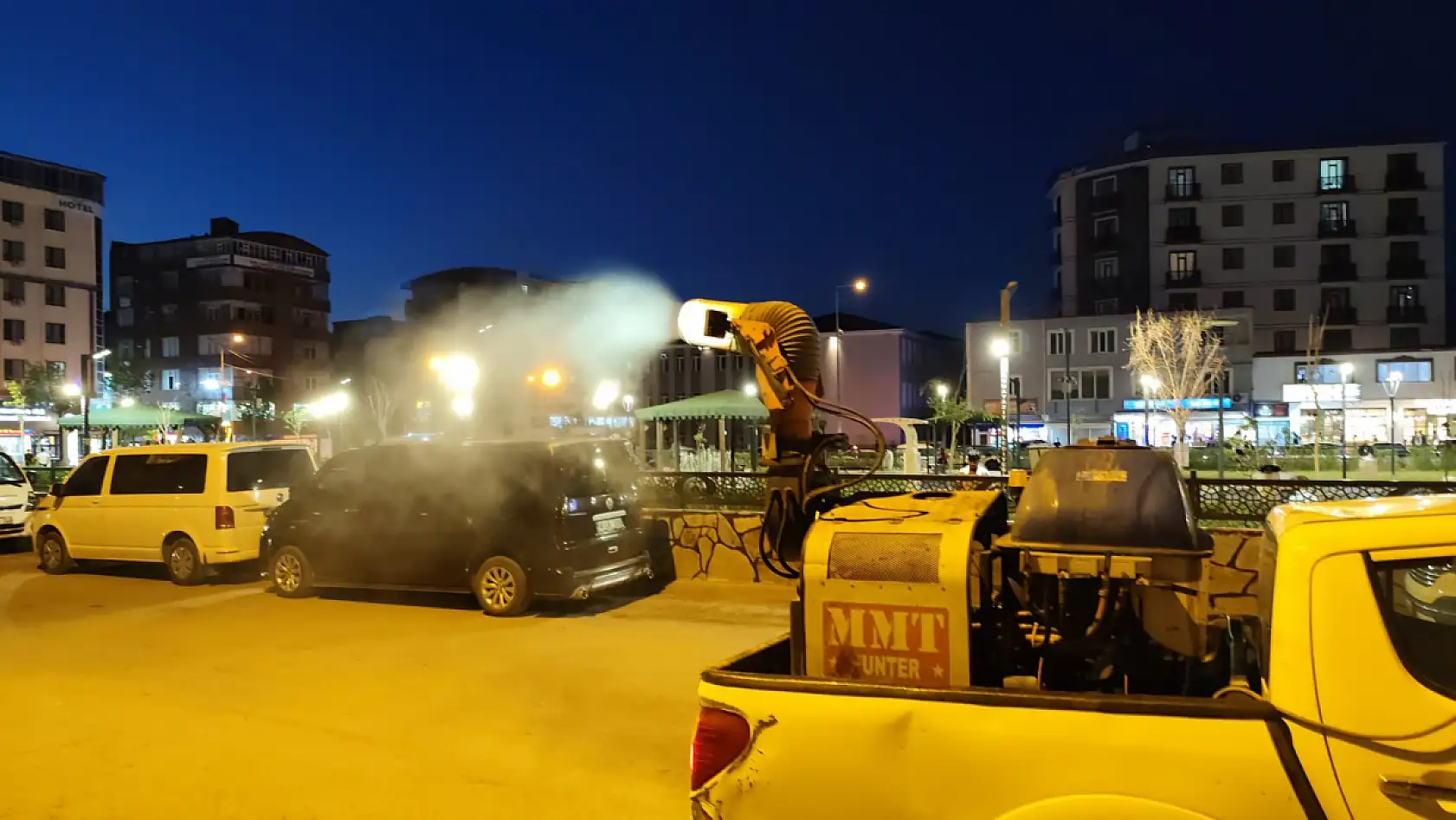 Doğubayazıt'ta haşerelere karşı yoğun mesai başladı