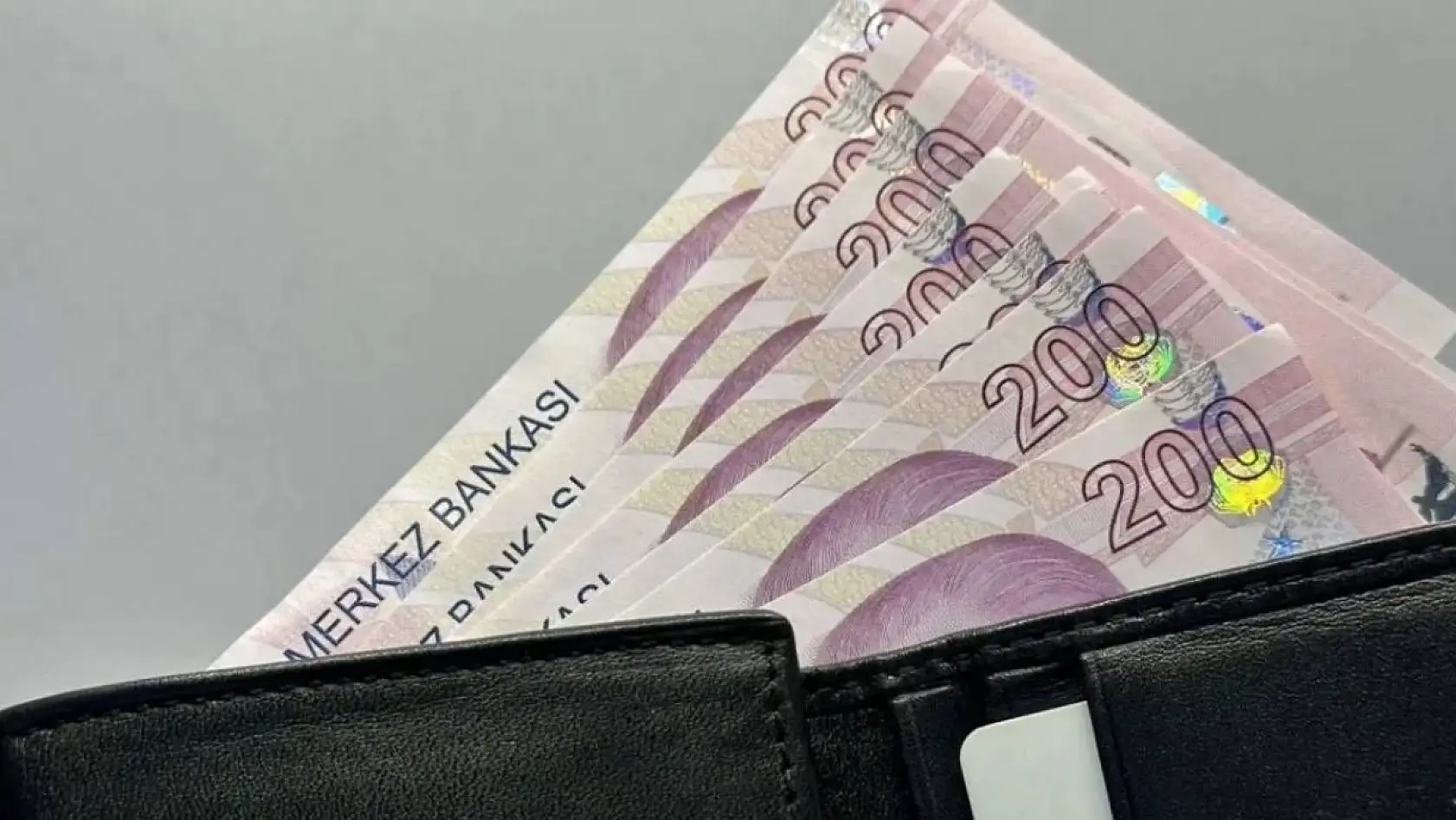 Emeklilere ÖTV'siz Araç Umudu: Düzenleme TBMM Gündeminde