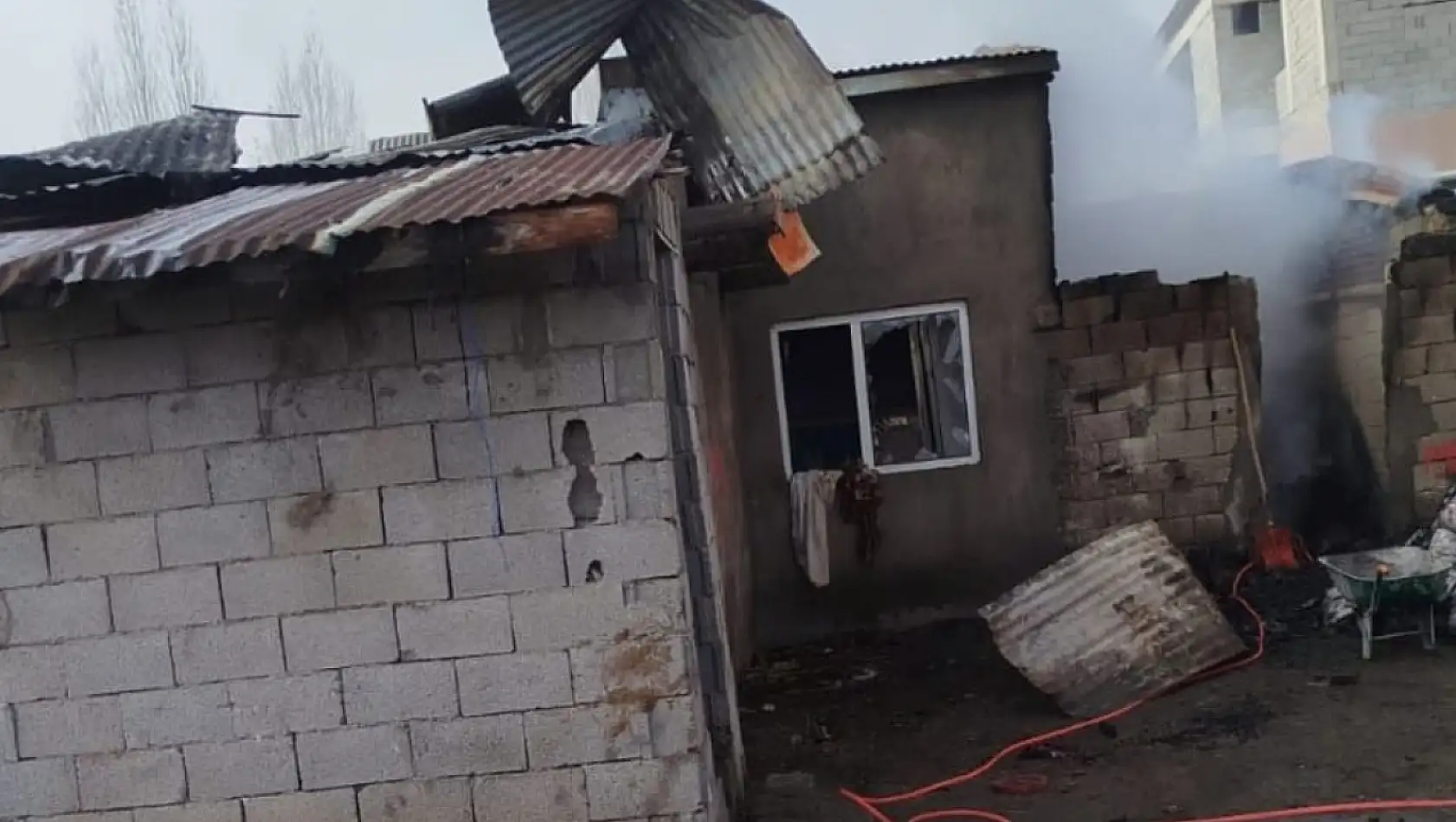 Ağrı'da kazan patlaması mahallede paniğe neden oldu