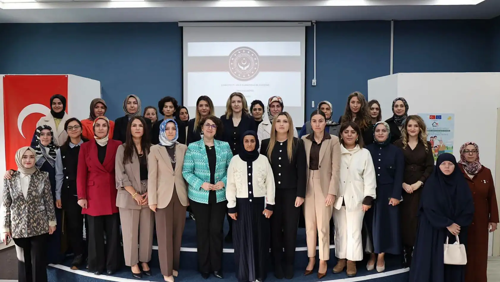 Ağrı'da sevgi dolu yuvalar için farkındalık programı düzenlendi