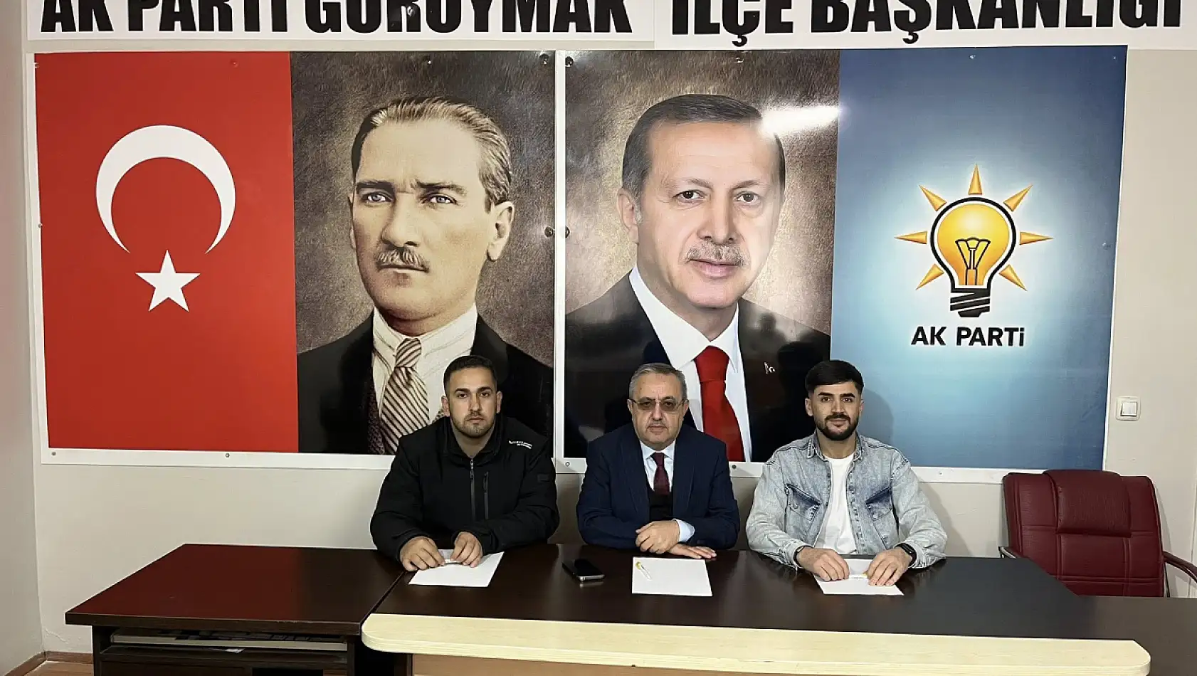 AK Parti Bitlis Güroymak'ta Gençlik Kolları Haftalık Toplantısı Yapıldı
