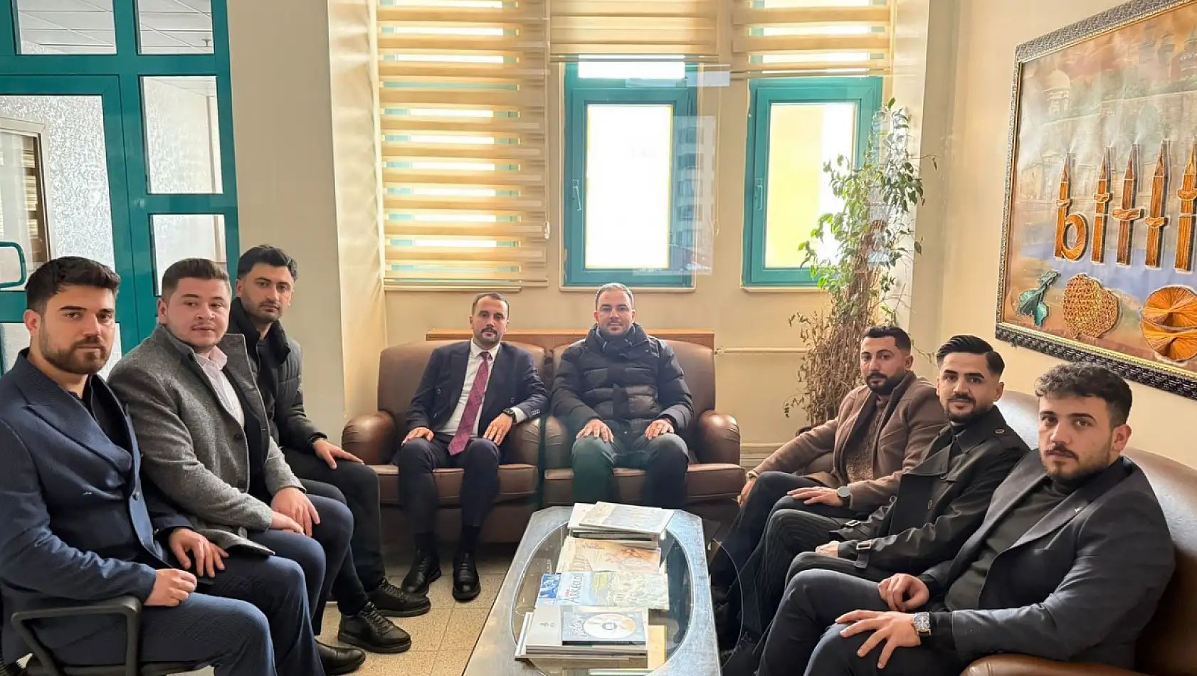 AK Parti Bitlis İl Gençlik Kolları İlçe Başkanları Toplantısı Gerçekleştirildi