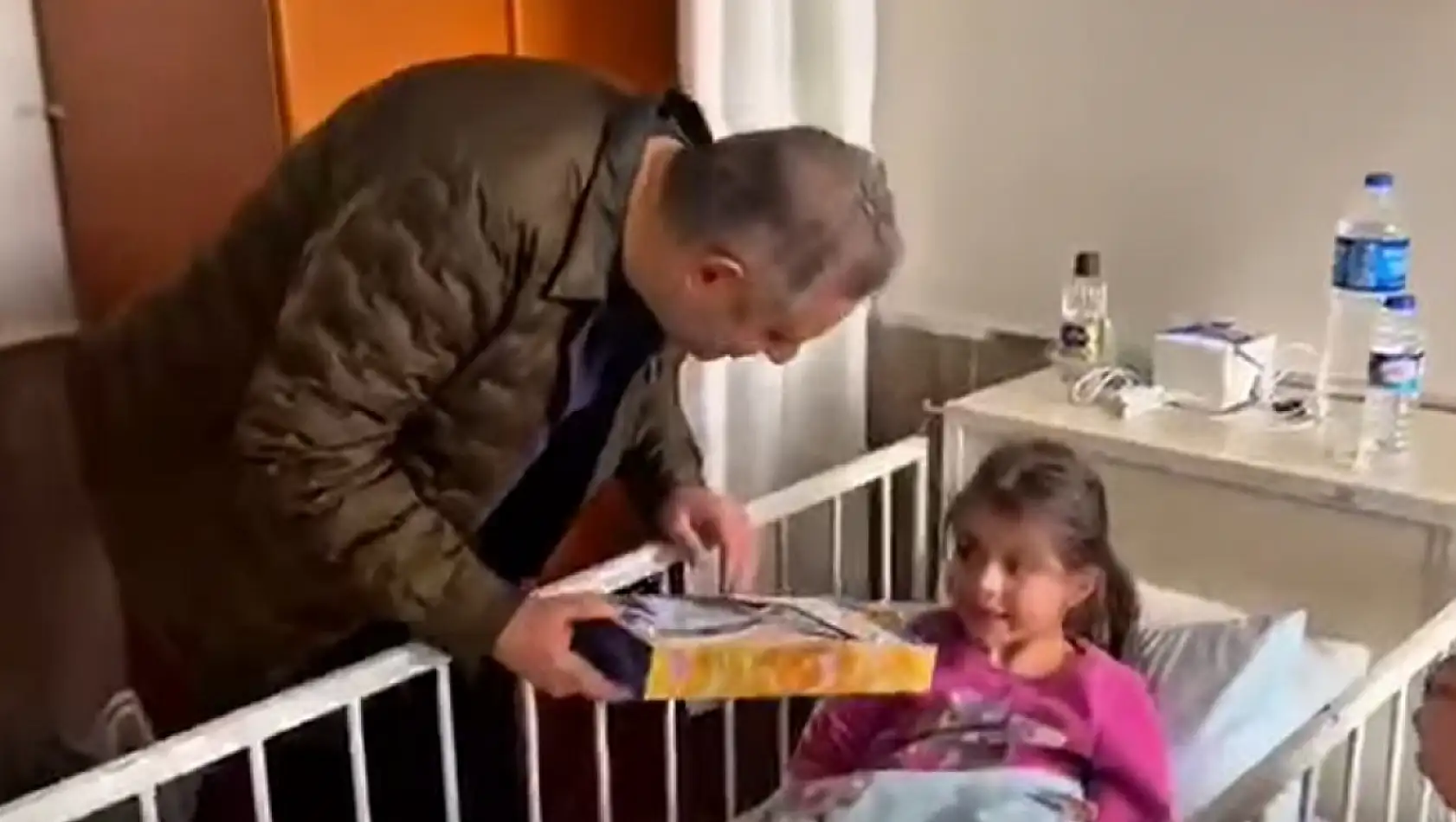 Bitlis Devlet Hastanesi'nde Anlamlı Ziyaret